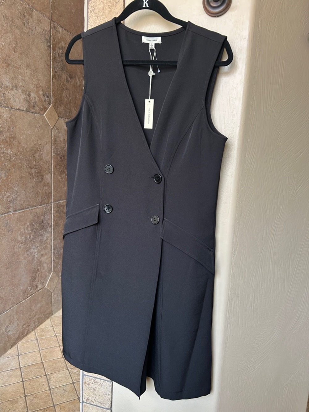 Max Studio Black Sleeveless Double-Breasted Midi Dress